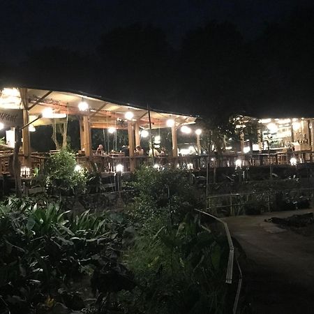 Bamboo Eco Village Cần Thơ Extérieur photo