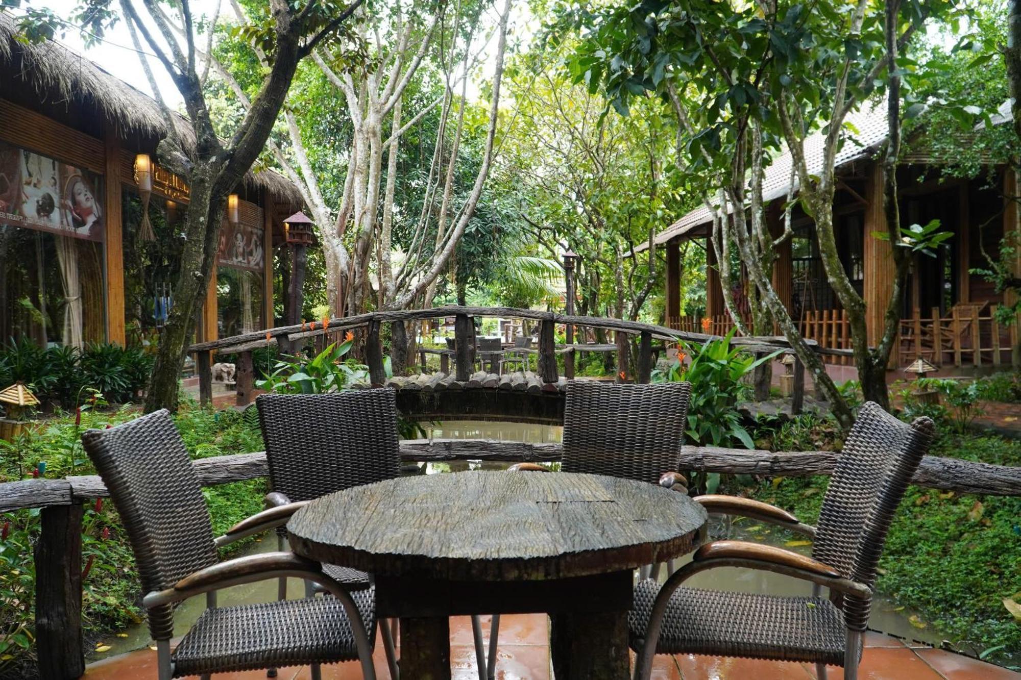 Bamboo Eco Village Cần Thơ Extérieur photo